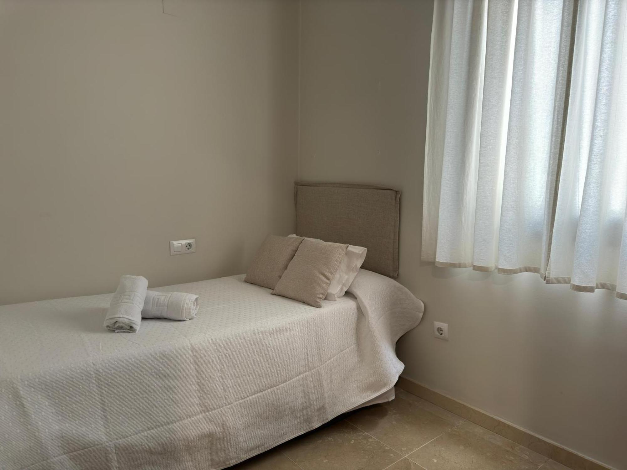 Apartamento Centrico Con Terraza Y Parking Gratuito Cordoue Extérieur photo